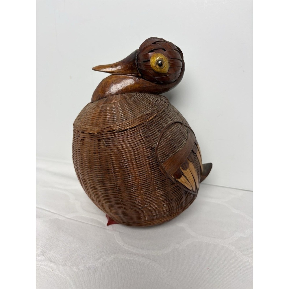 Vintage Wicker Bamboo Duck Basket with Lid Storage Trinket Hand Crafted Rare 40s